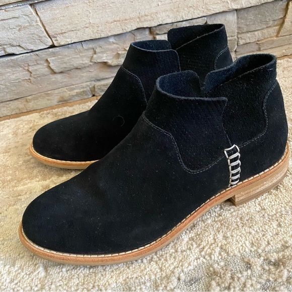 Clarks Edenvale Bella Black Suede Leather Ankle Boots Booties Pull On: 6 - Picture 6 of 10